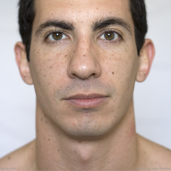 facity.com face - SALVADOR BERNAL