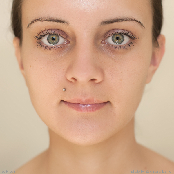 facity.com face - Adrienn